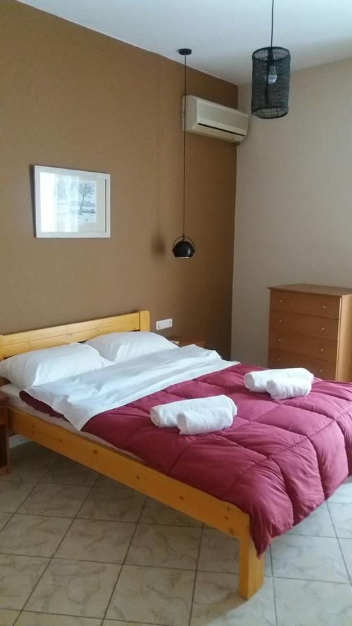 Hanna'S Apartments Palaiochora Zewnętrze zdjęcie